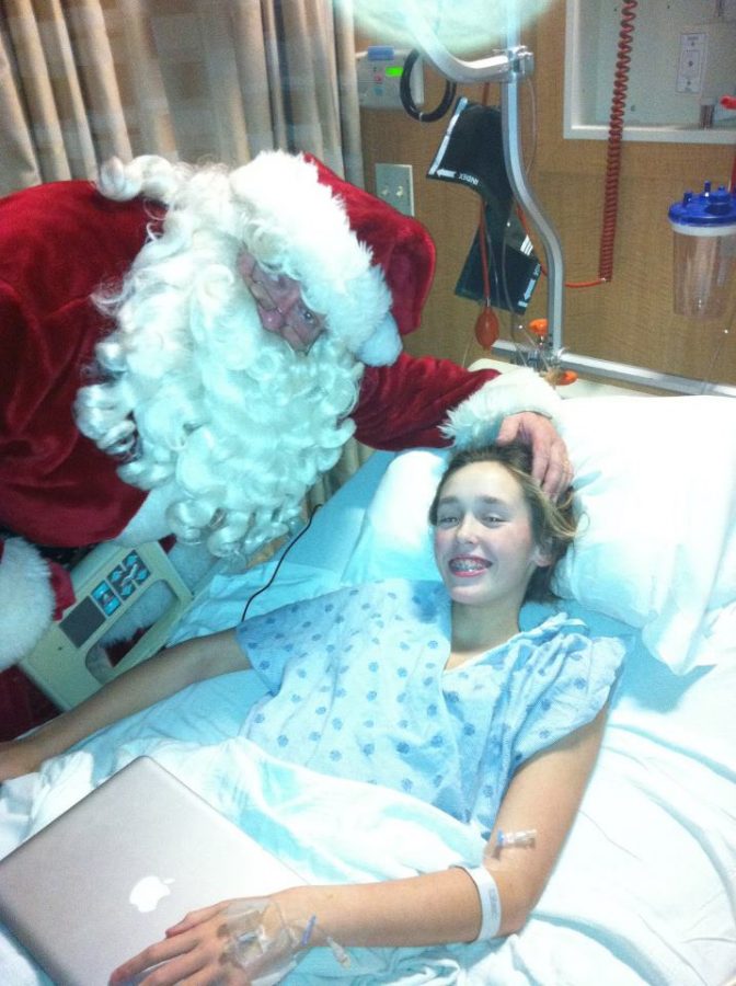 Grace+Sutherland+receives+a+special+visitor+after+her+spinal+fusion+surgery+in+2011.%0ACourtesy+of+Grace+Sutherland+16