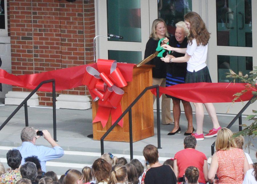 Head of School Mrs. Pamela Juan Hayes 64 and student body president senior Grace Passanante cut the symbolic red ribbon in order to officially open the new athletic complex.
Courtesy of cshgreenwich.org