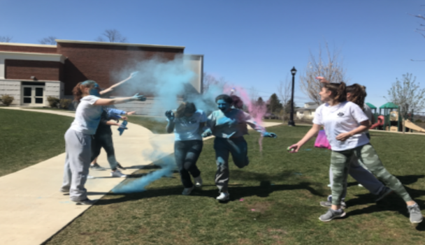 Sacred Heart Greenwich students run, jump, and perform to raise money for network school in Uganda