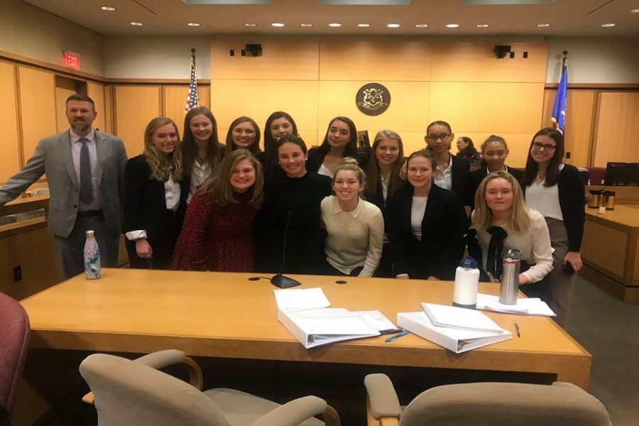 Fourteen Sacred Heart Greenwich students participated in the Civics First High School Mock Trial competition December 13, 2019. 